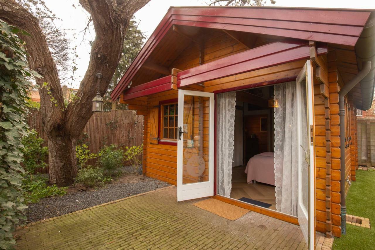 Onder De Kersenboom Acomodação com café da manhã Hilversum Exterior foto